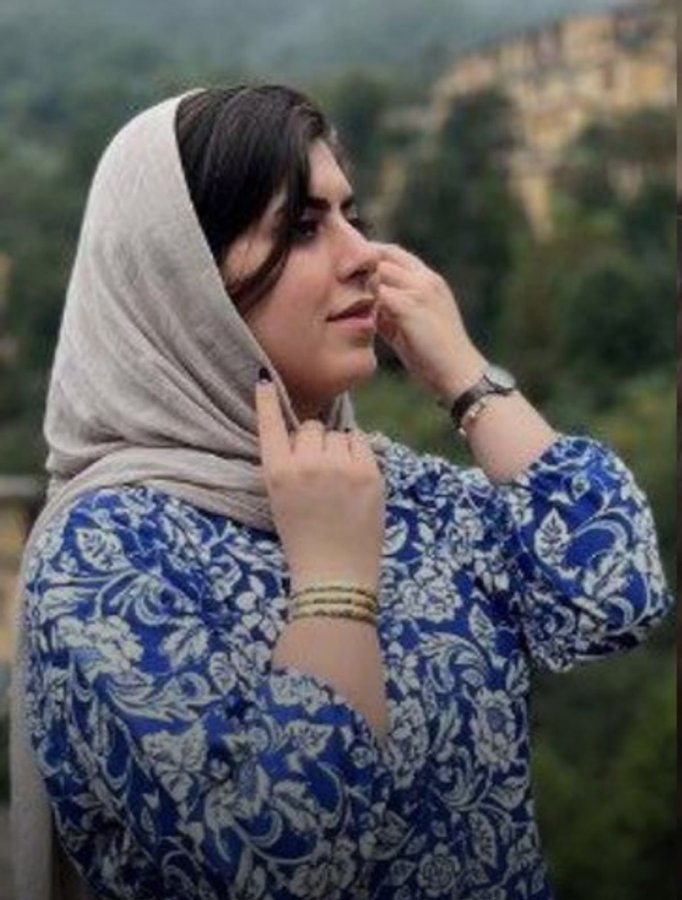 Zahra Mahmoudpour