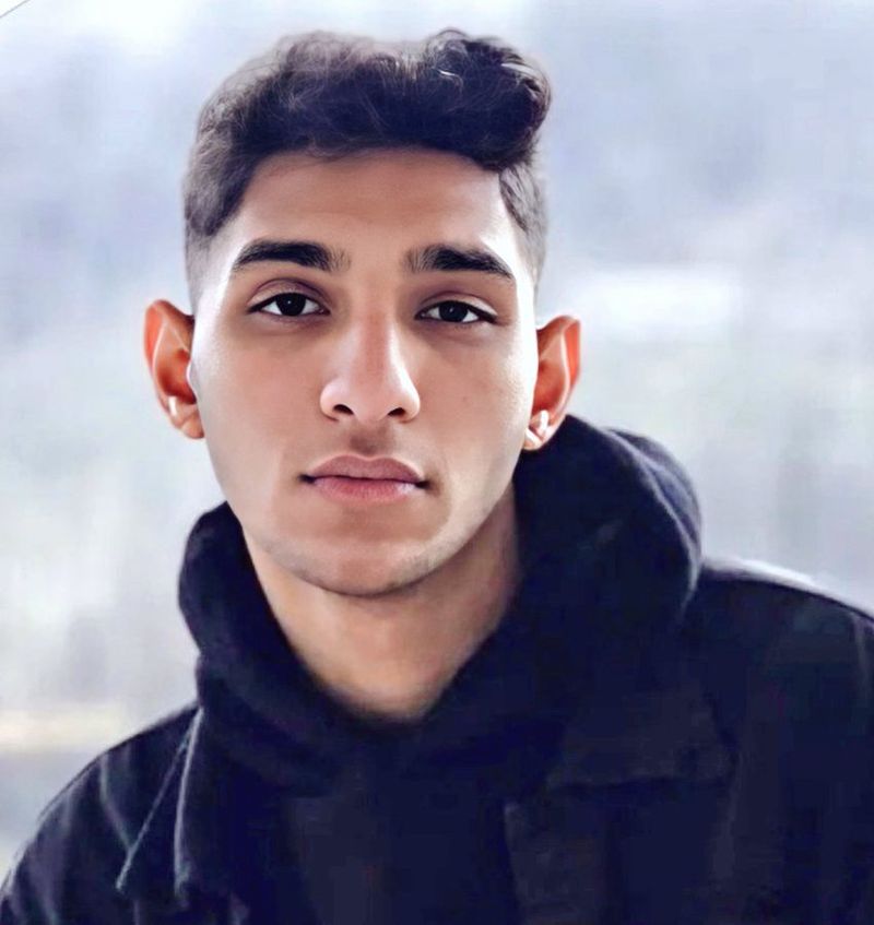Erfan Azordeh