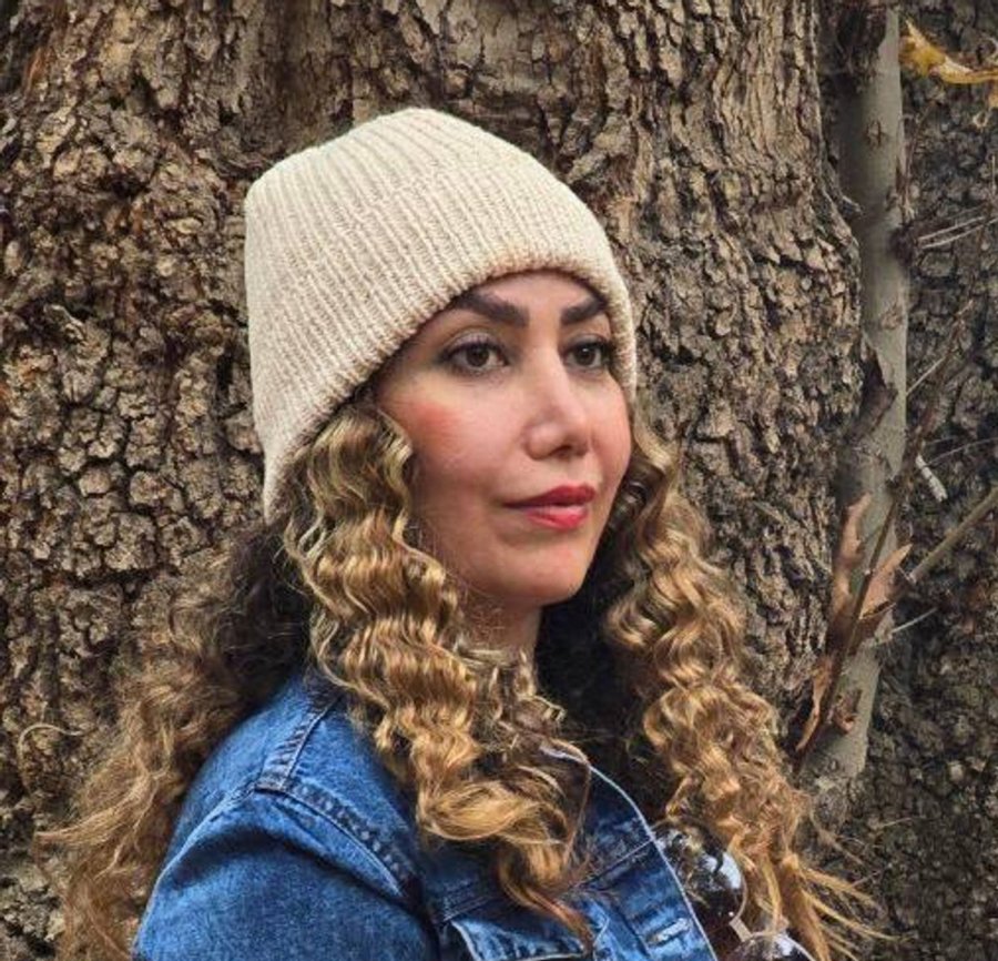 زهرا (زری) محمدی