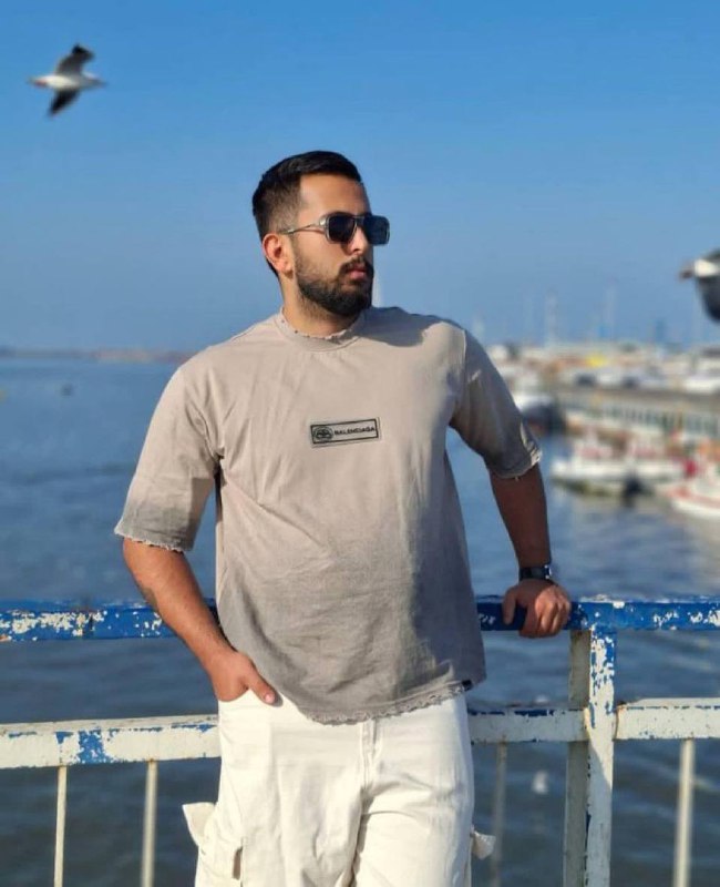 میلاد میانه خواه منفرد