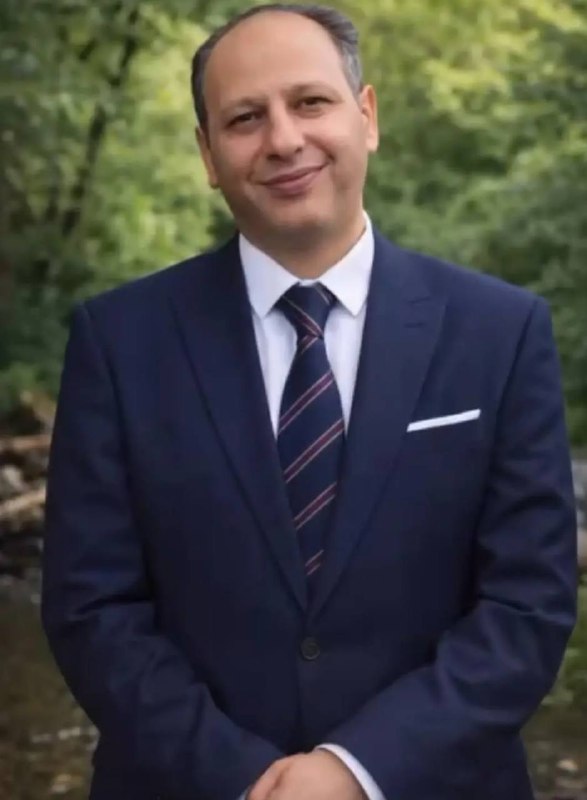 Mehran Ghorbani-zadeh Ghomsari