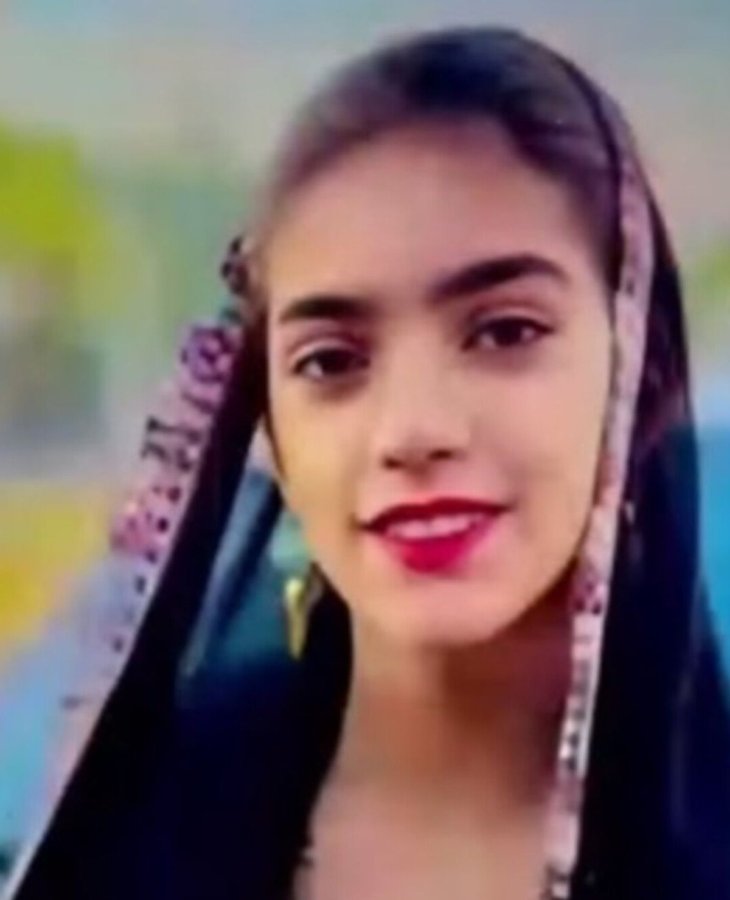 Hosna Shahdousti