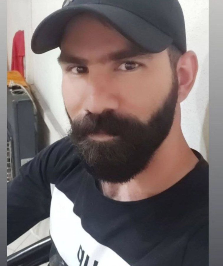 رضا آرمند